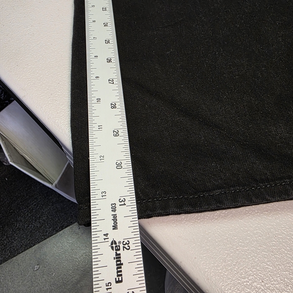 Universal Thread Women's Mid-Rise Super Wide Leg Jeans in Black Size 16 - Picture 7 of 7